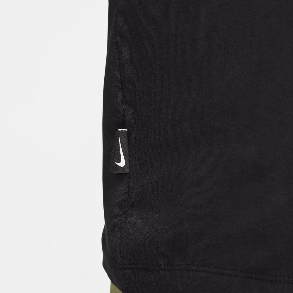 Koszulka Nike Sportswear FQ3794-010 - czarna