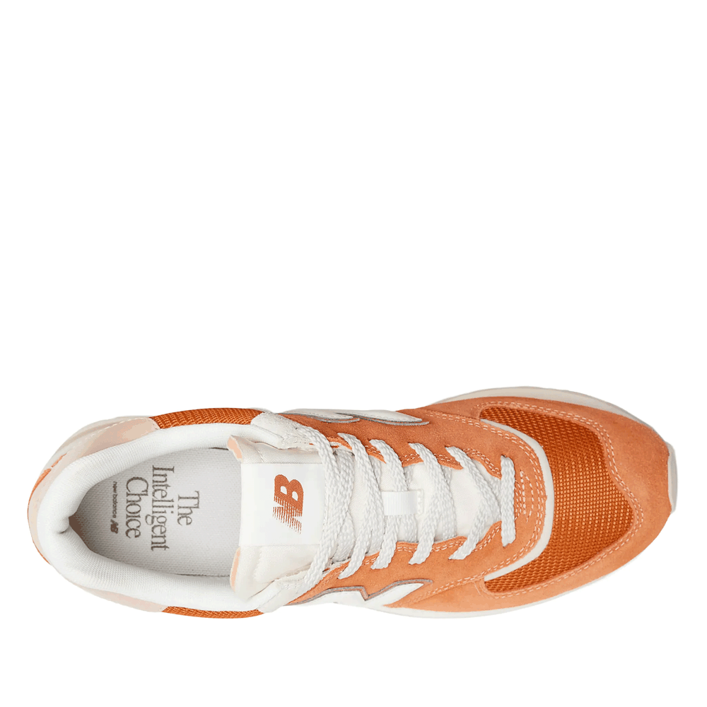 Buty New Balance U574LGDO - pomarańczowe