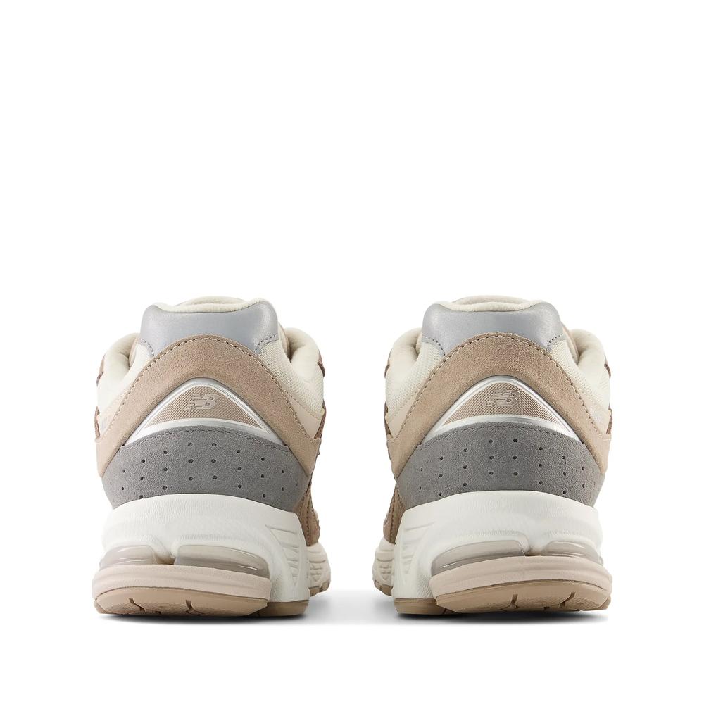 Buty New Balance M2002RSI - brązowe