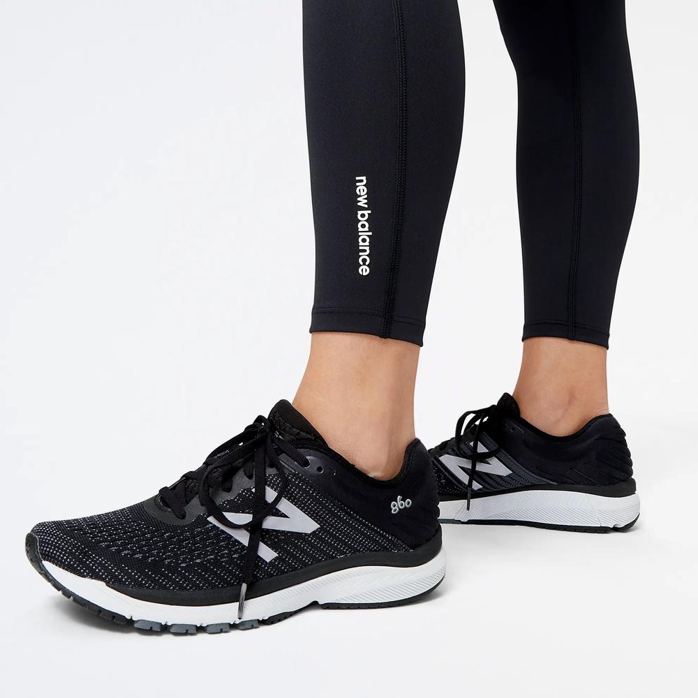 Legginsy New Balance WP21112NDF - czarne