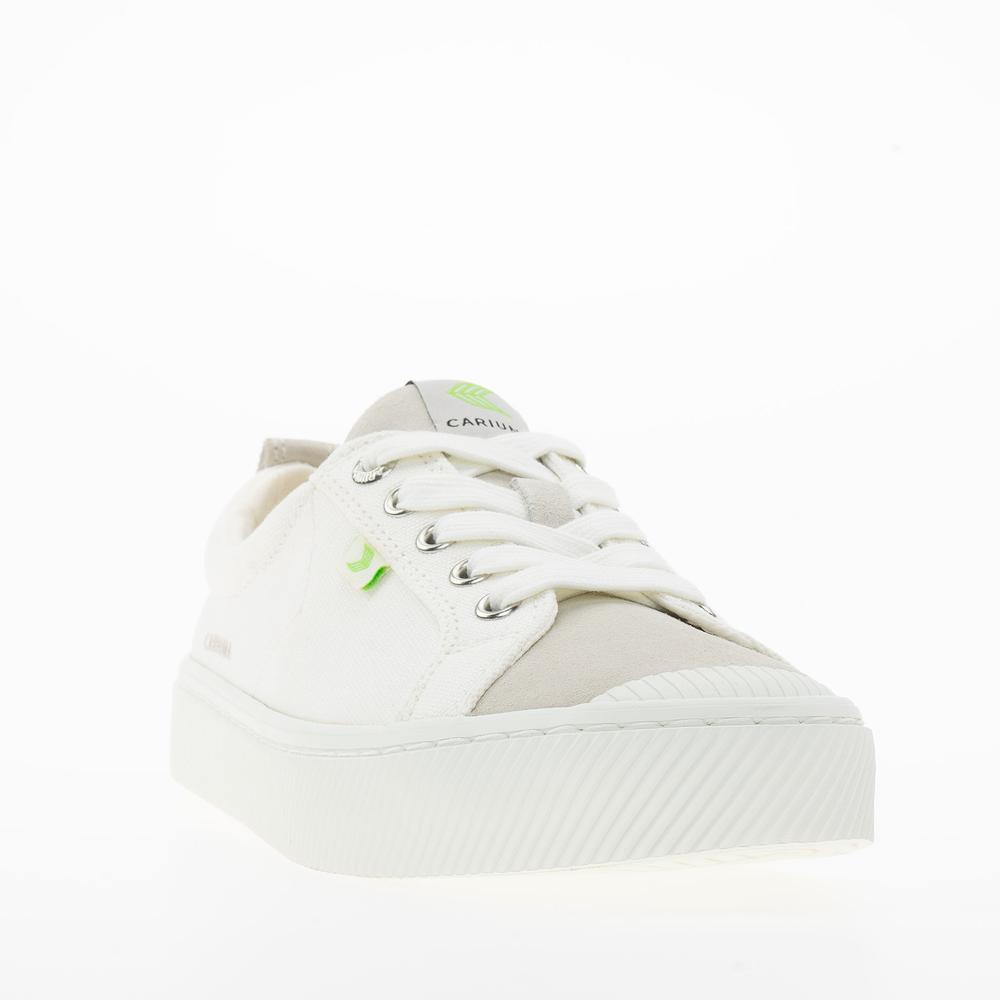 Buty damskie Cariuma Oca Low 100107W50 - białe