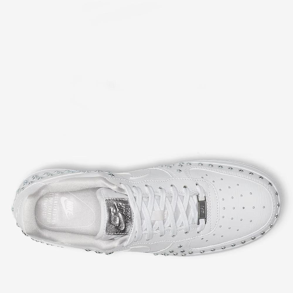 Buty damskie Nike Air Force 1 '07 XX Studded AR0639-100 - białe
