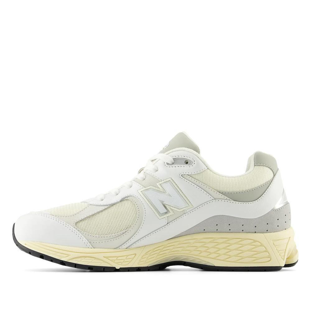 Buty New Balance M2002RIA - białe