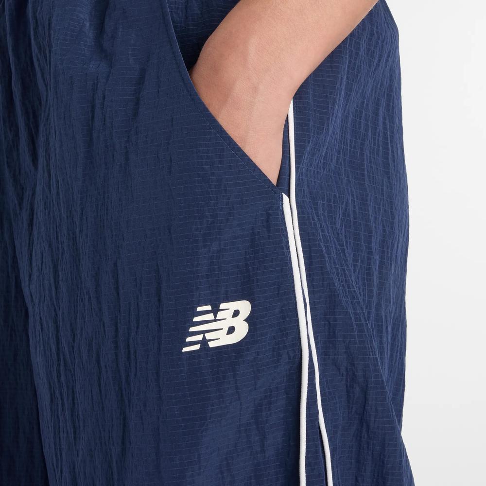 Spodnie damskie New Balance WB61Z1E6NNY  - granatowe