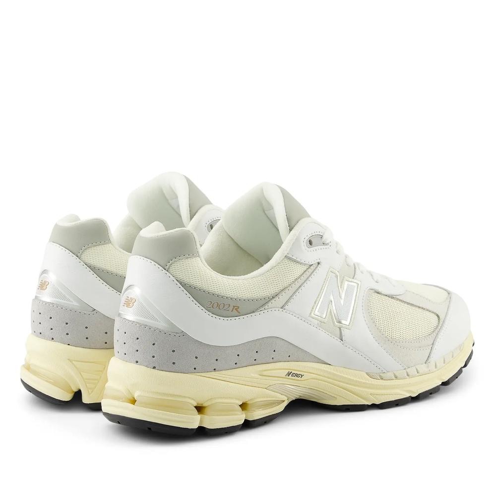 Buty New Balance M2002RIA - białe