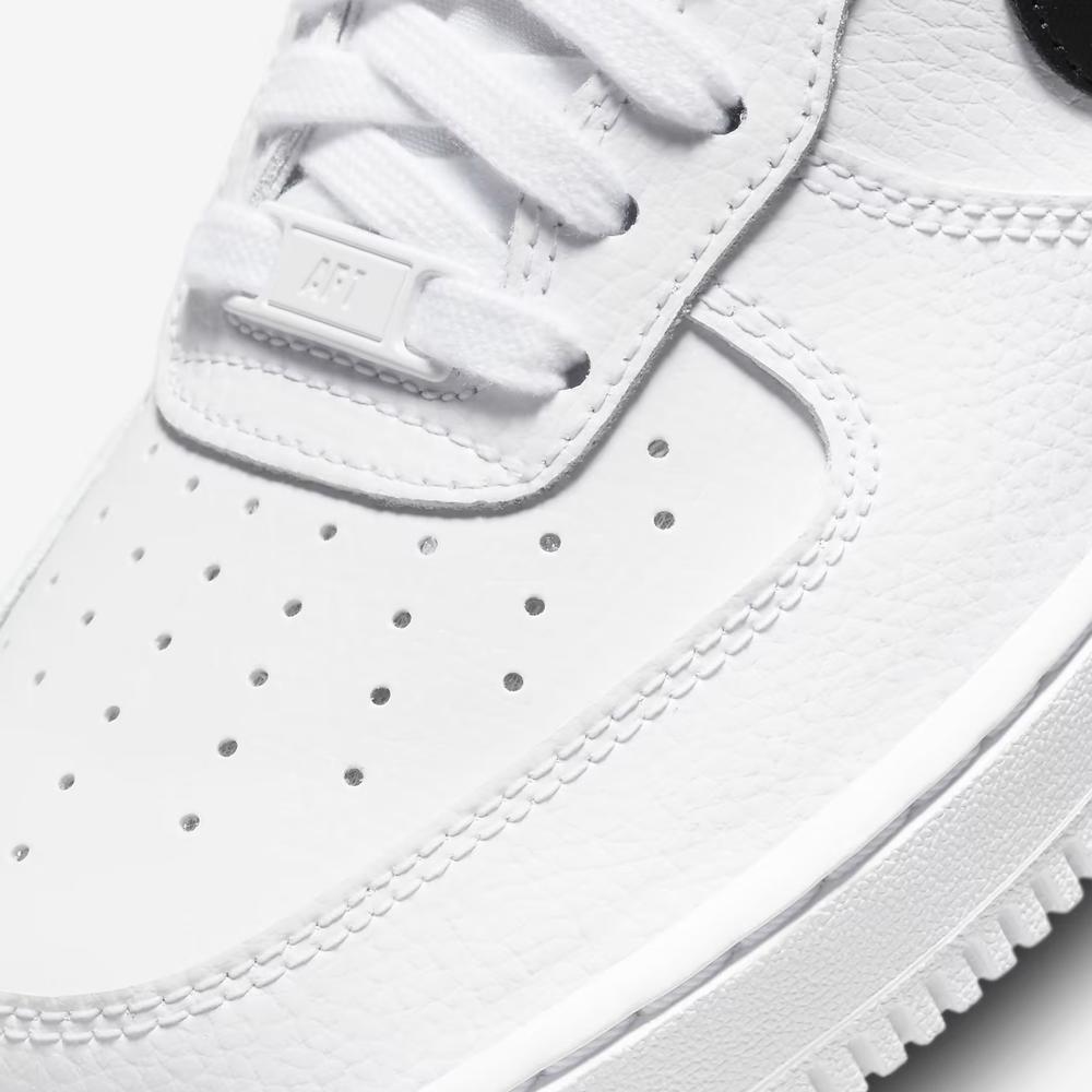 Buty damskie Nike Air Force 1 '07 DD8959-103 - białe