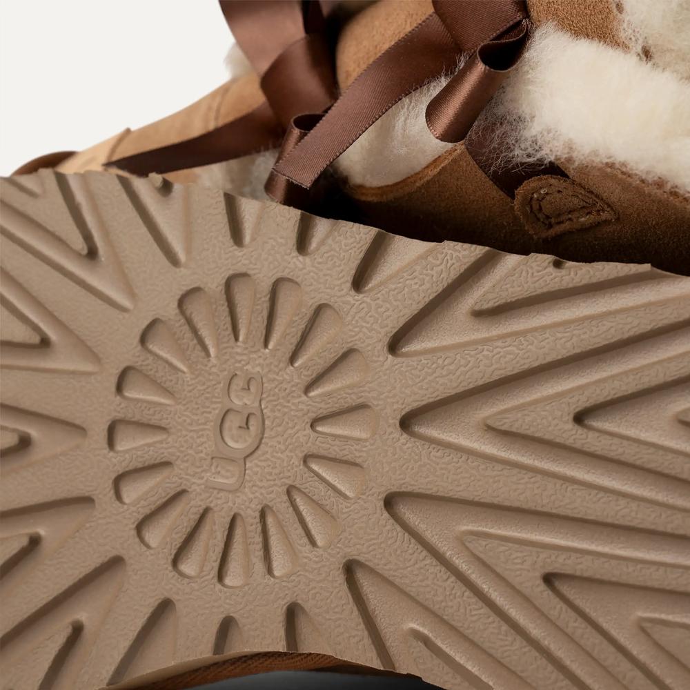 Buty damskie UGG W Bailey Bow II 1016225-CHE - brązowe