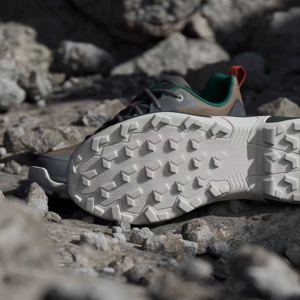 Buty męskie adidas Terrex Eastrail 3 KJ8951 - czarno-brązowe