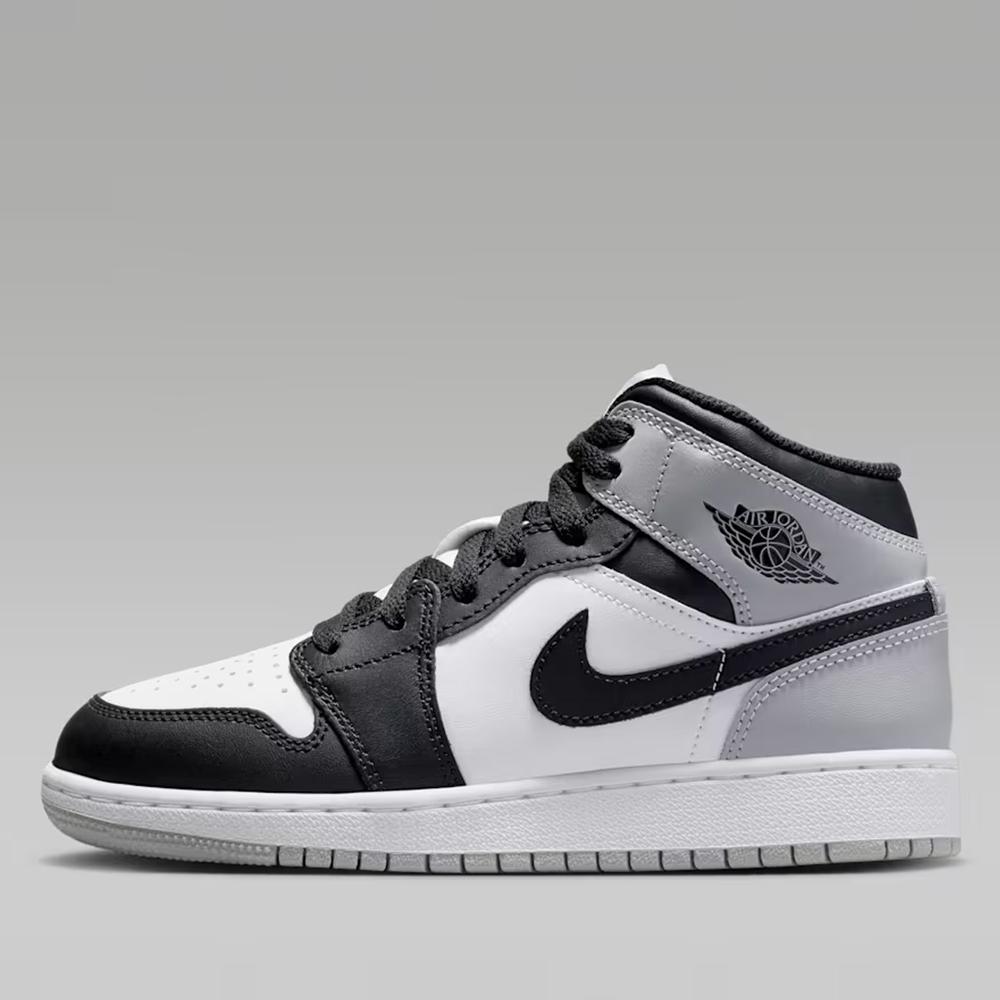 Buty młodzieżowe Nike Air Jordan 1 Mid DQ8423-101 - biało-czarne
