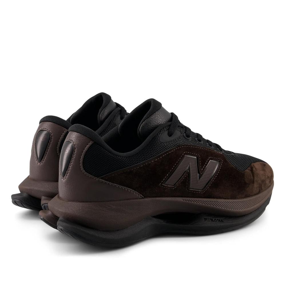 Buty unisex New Balance UTFOA8GD - brązowe