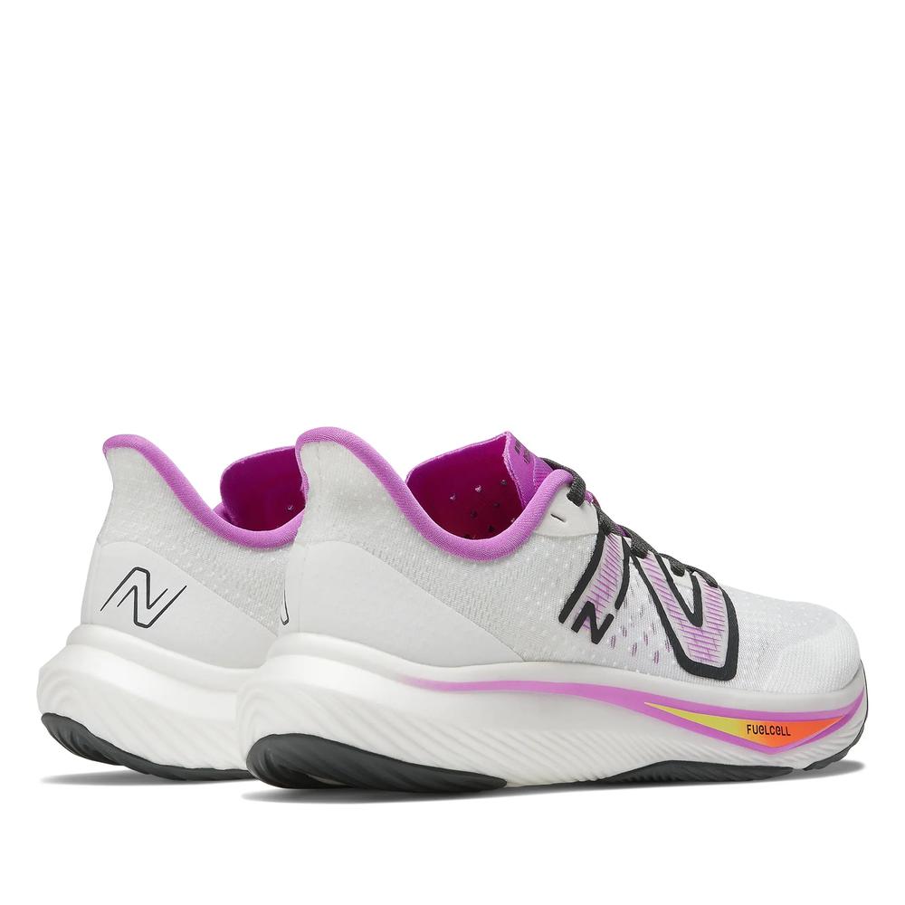 Buty New Balance FuelCell Rebel v3 WFCXCW3 - białe