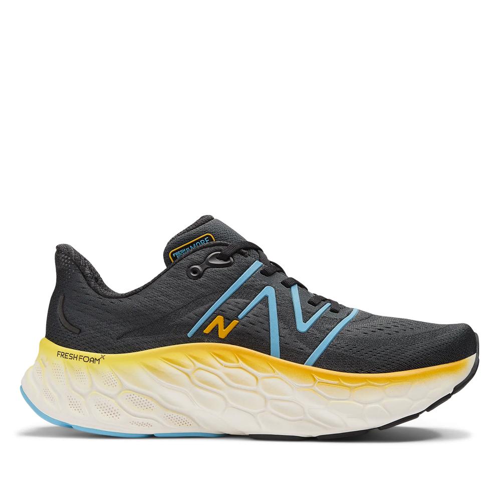 Buty New Balance Fresh Foam More v4 MMORCD4 - czarne