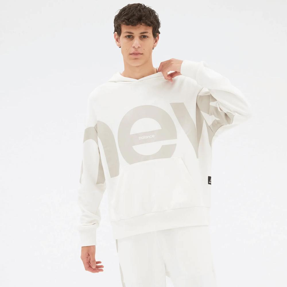 Bluza New Balance UT23504SST - biała