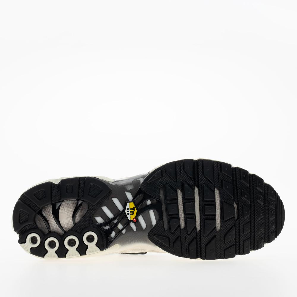 Buty męskie Nike Air Max Plus DM0032-106 - białe