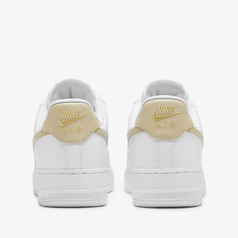 Buty Nike Air Force 1 '07 Essential CZ0270-105 - białe