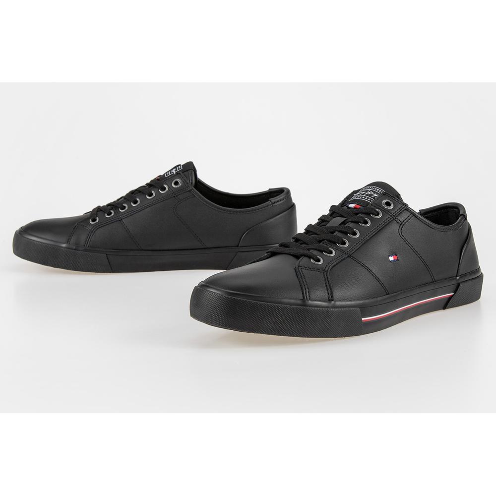 Buty Tommy Hilfiger Core Corporate Leather FM0FM03999-BDS - czarne