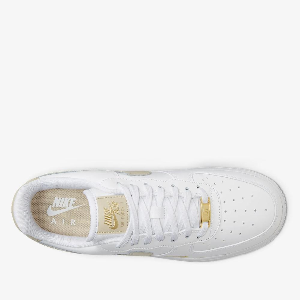 Buty Nike Air Force 1 '07 Essential CZ0270-105 - białe