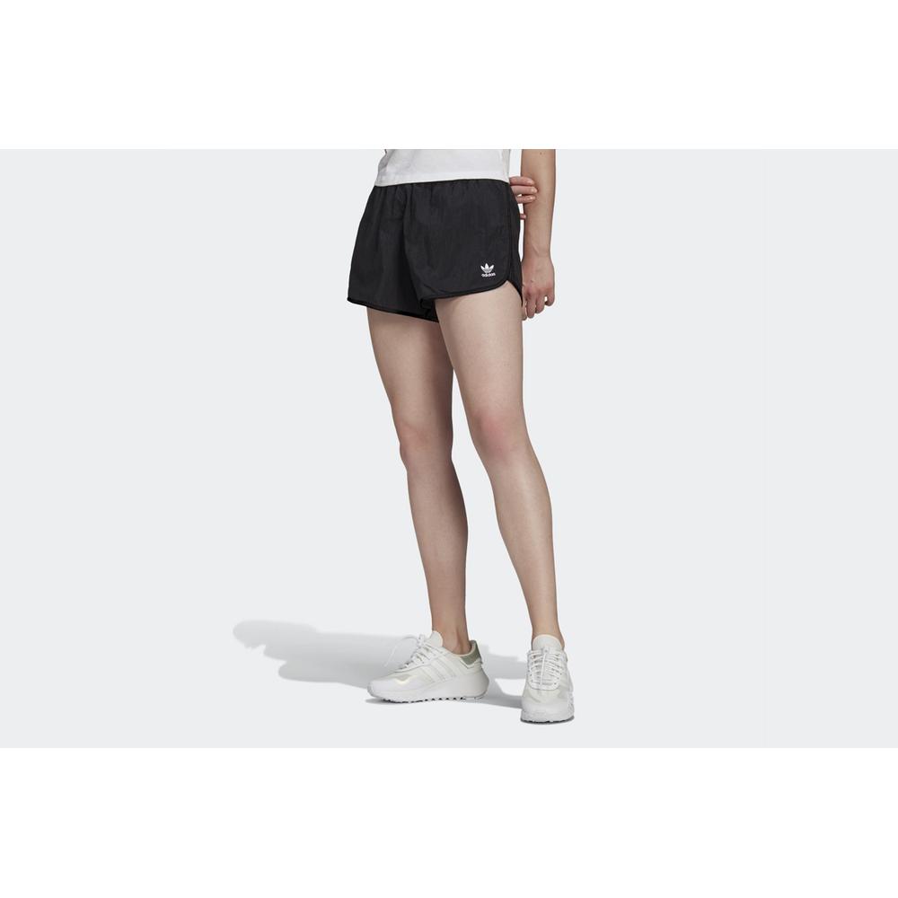 adidas Originals Adicolor Classics 3-Stripes Shorts > GN2885