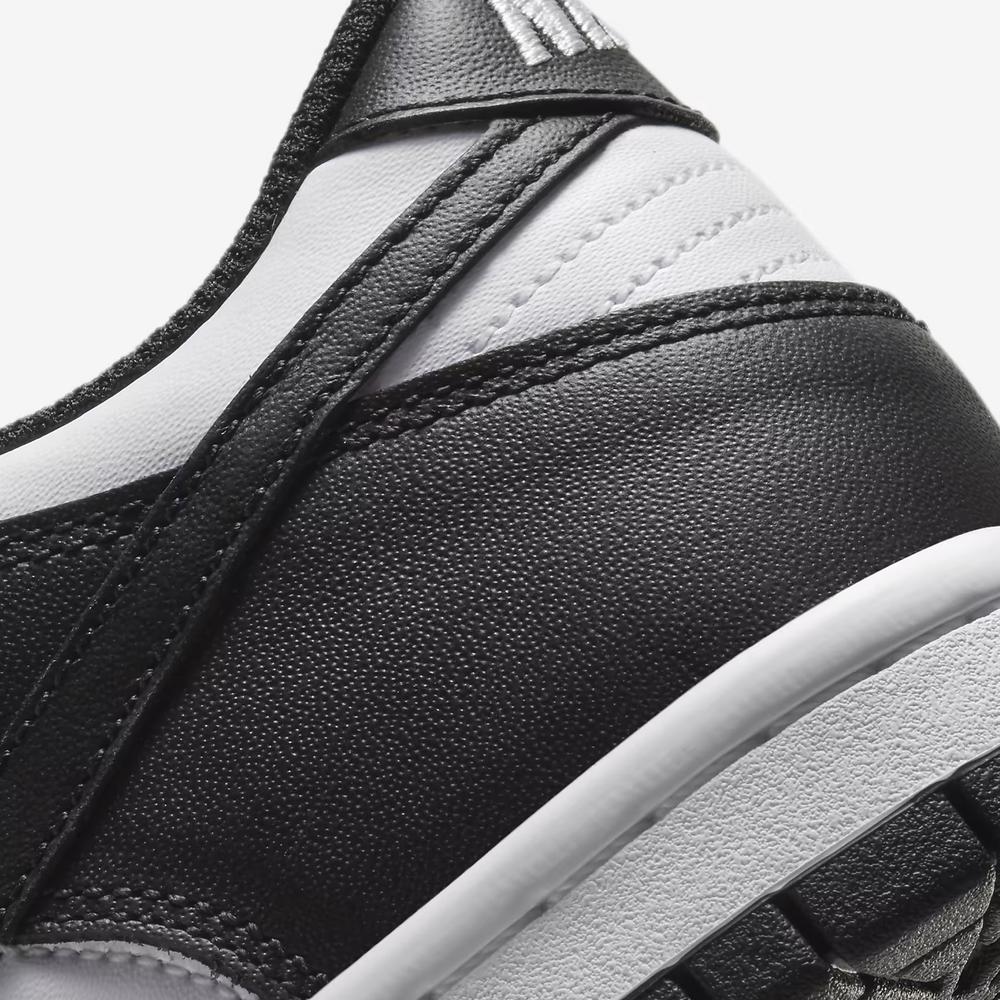 Buty młodzieżowe Nike Dunk Low CW1590-100 - biało-czarne