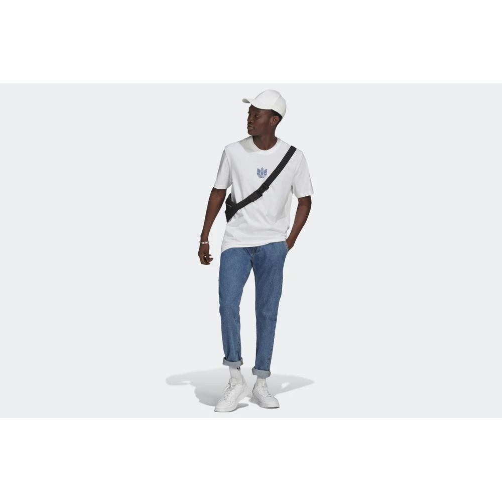adidas Originals LOUNGEWEAR Adicolor 3D Trefoil Tee > GN3547