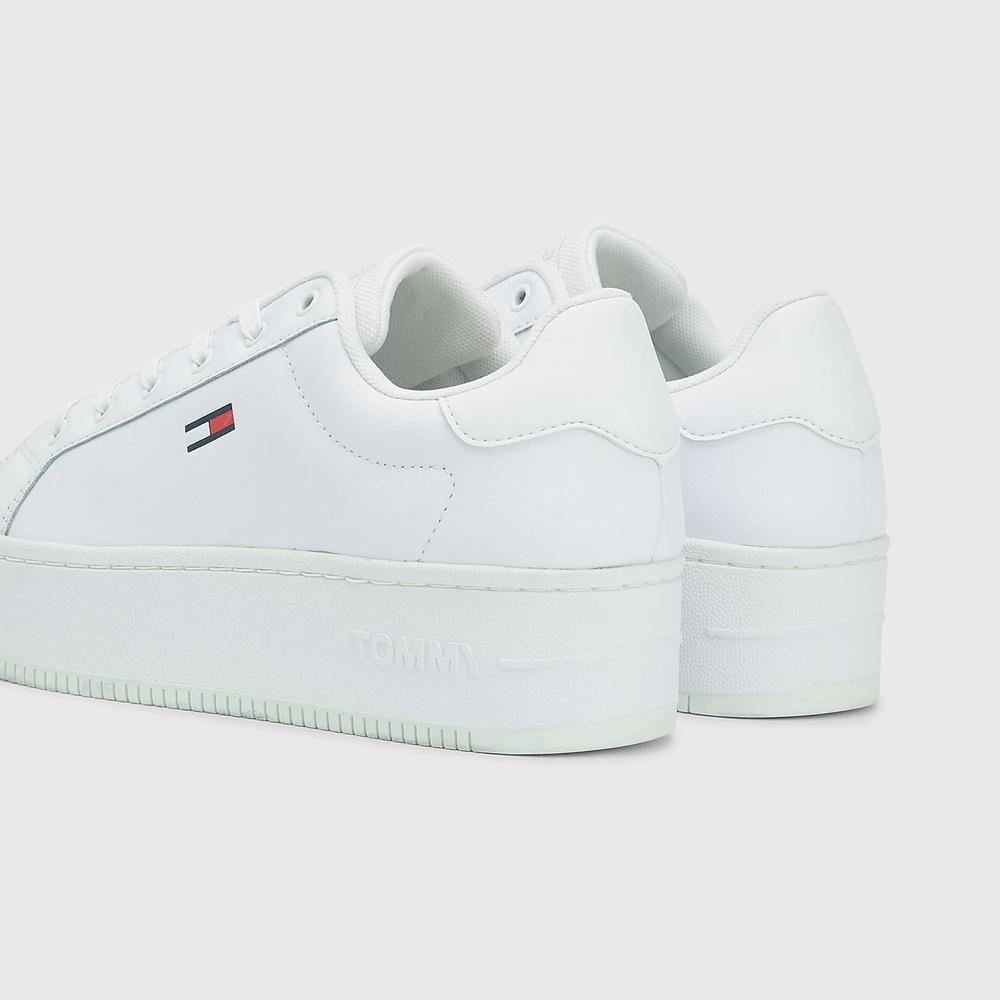 Buty Tommy Jeans Flatform Essential EN0EN02043-YBR - białe