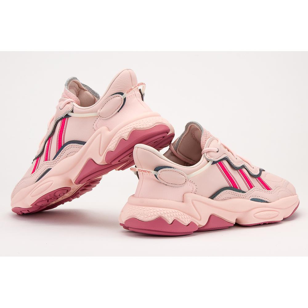 ADIDAS ORIGINALS OZWEEGO > EE5719