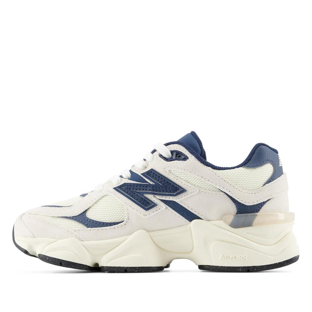 Buty młodzieżowe New Balance G90602JM - beżowe