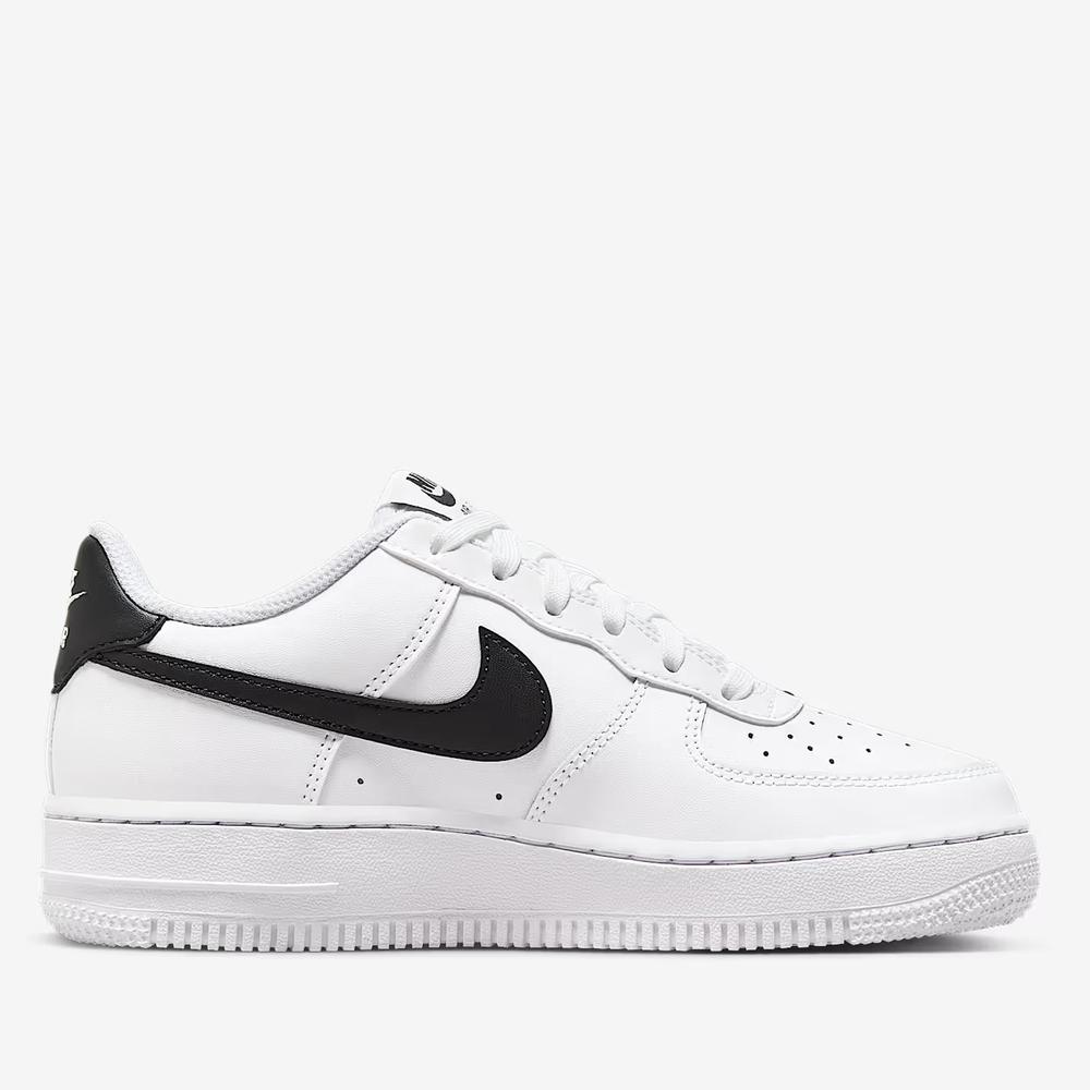 Buty młodzieżowe Nike Air Force 1 FV5948-101 - białe