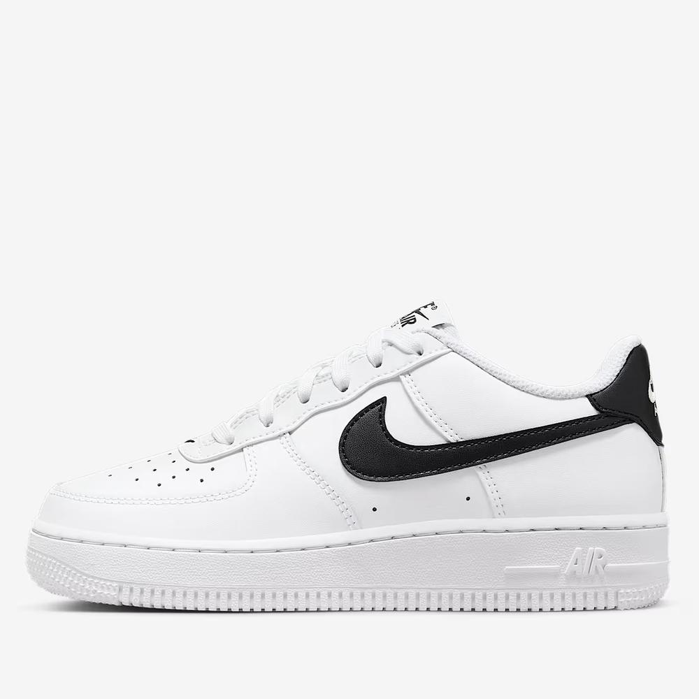 Buty młodzieżowe Nike Air Force 1 FV5948-101 - białe