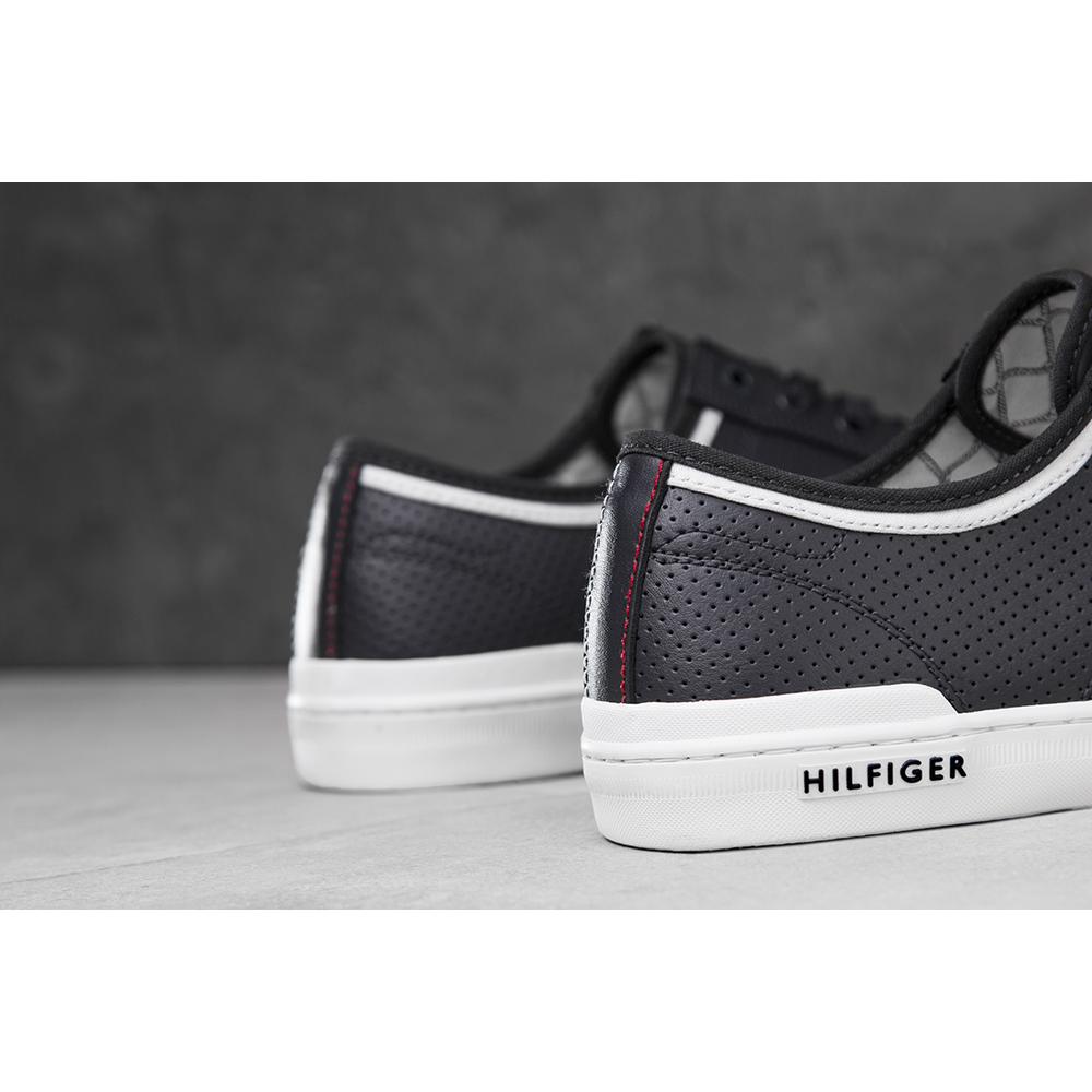 TOMMY HILFIGER CORE CORPORATE LEATHER SNEAKER > FM0FM00552 403