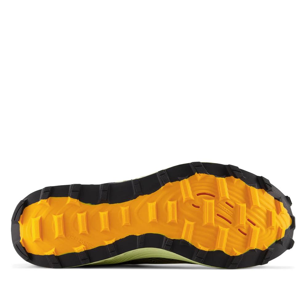 Buty New Balance FuelCell Summit Unknown v4 MTUNKNW4 - zielone