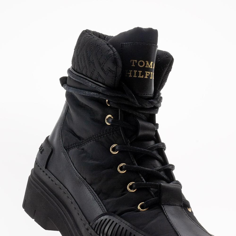 Buty Tommy Hilfiger TH Monogram Outdoor Boot FW0FW07502-BDS - czarne
