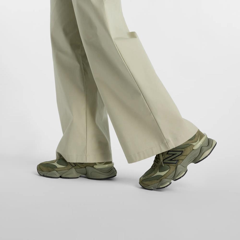 Spodnie New Balance WP51538OVN - zielone