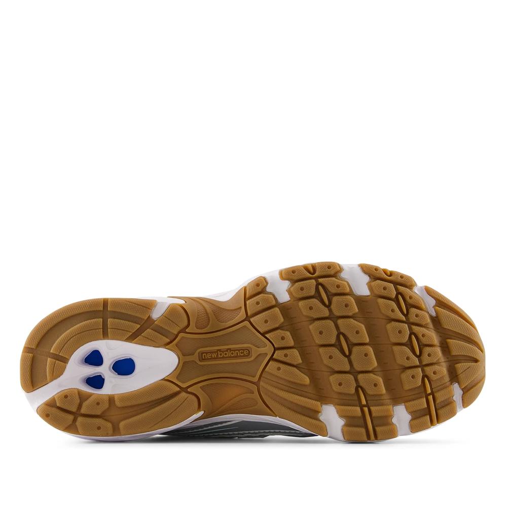 Buty młodzieżowe New Balance GR740AA - srebrne
