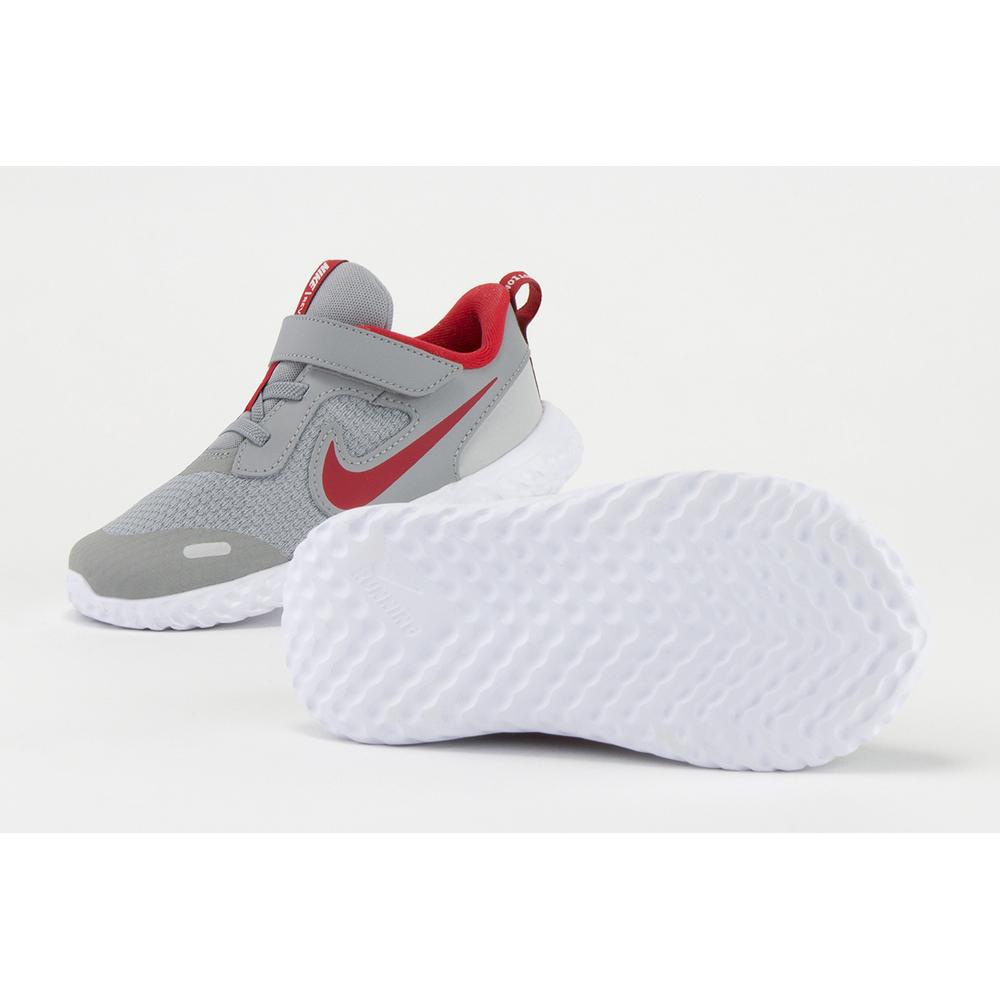 NIKE REVOLUTION 5 > BQ5673-013