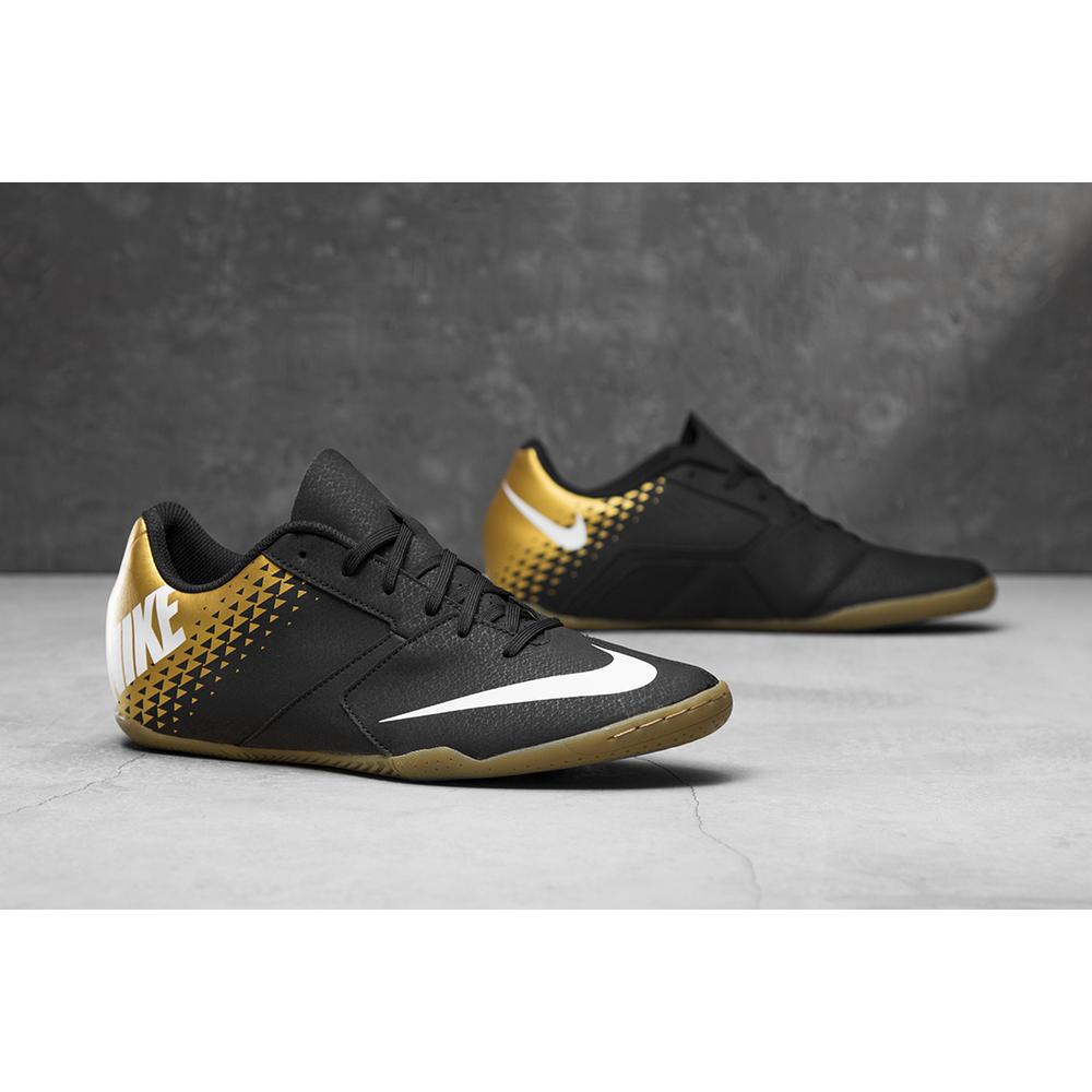 NIKE BOMBA IC > 826485-077