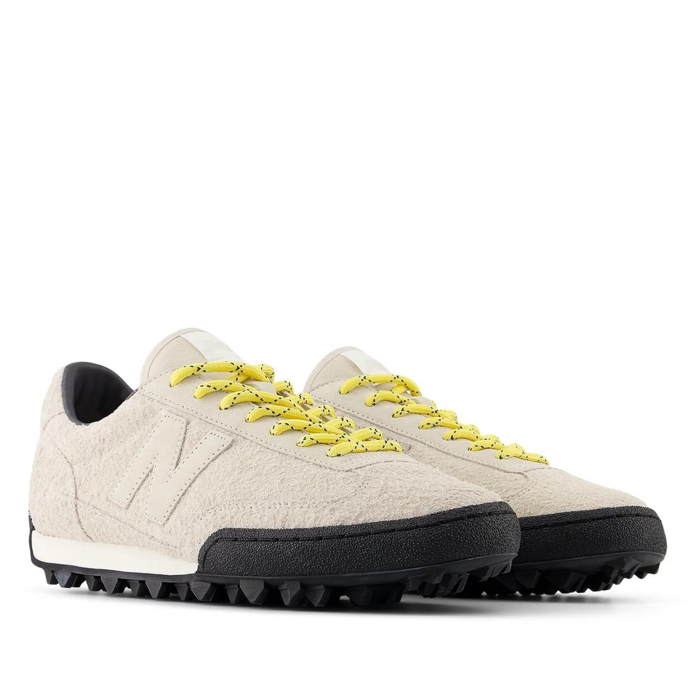 Buty unisex New Balance Gator Run UGTR83J - beżowe