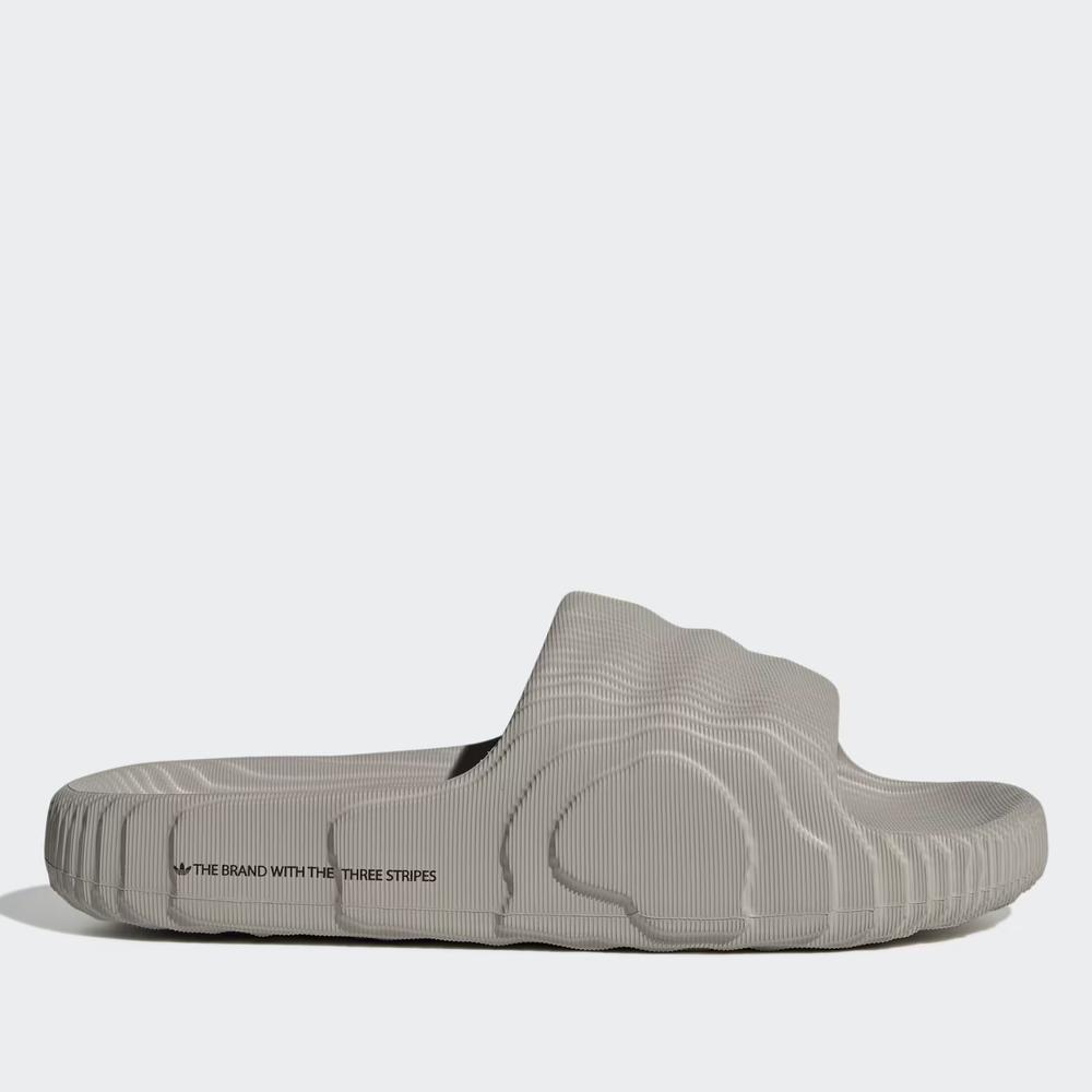 Klapki adidas Adilette 22 HQ4670 - brązowe