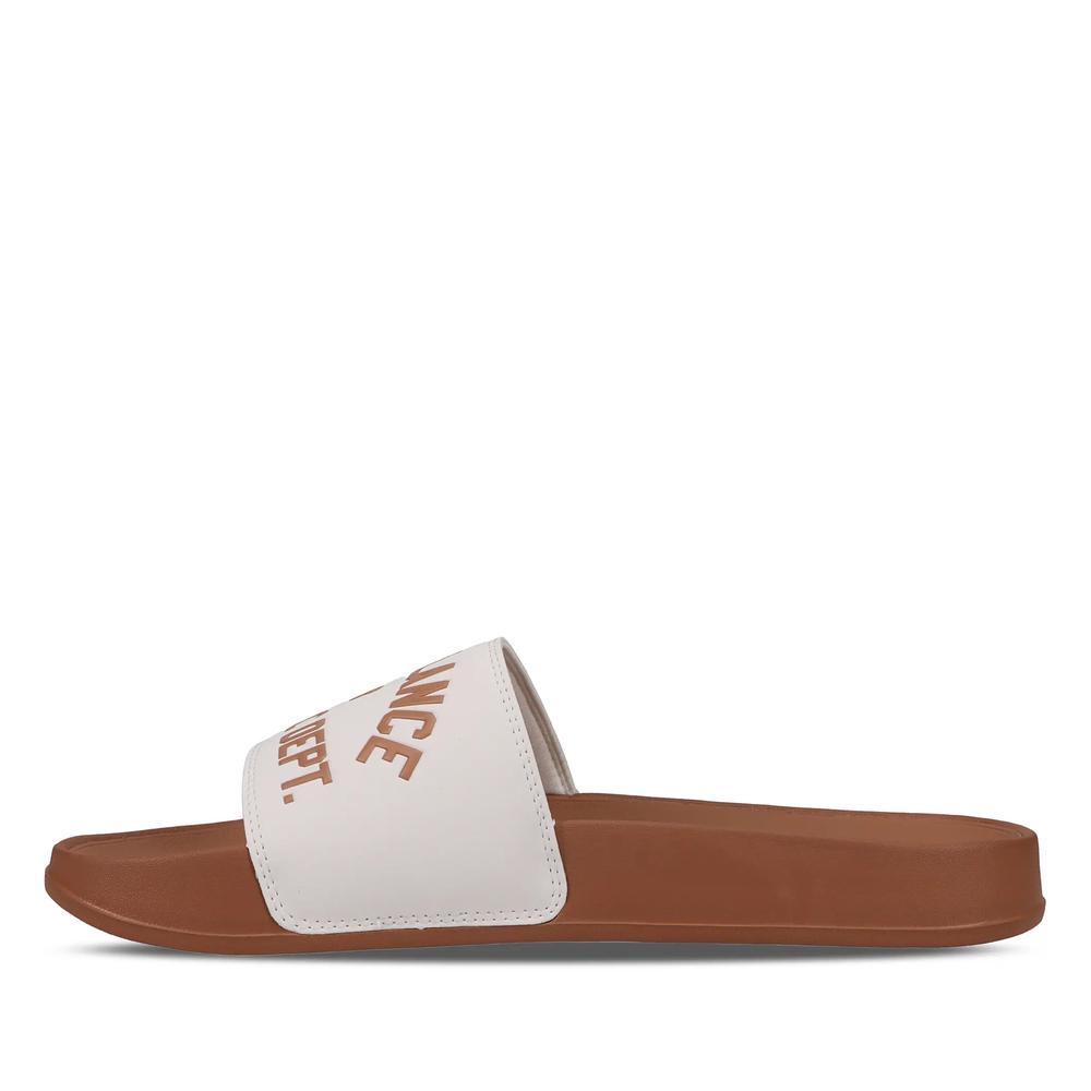 Klapki New Balance SMF200L3 - brązowe