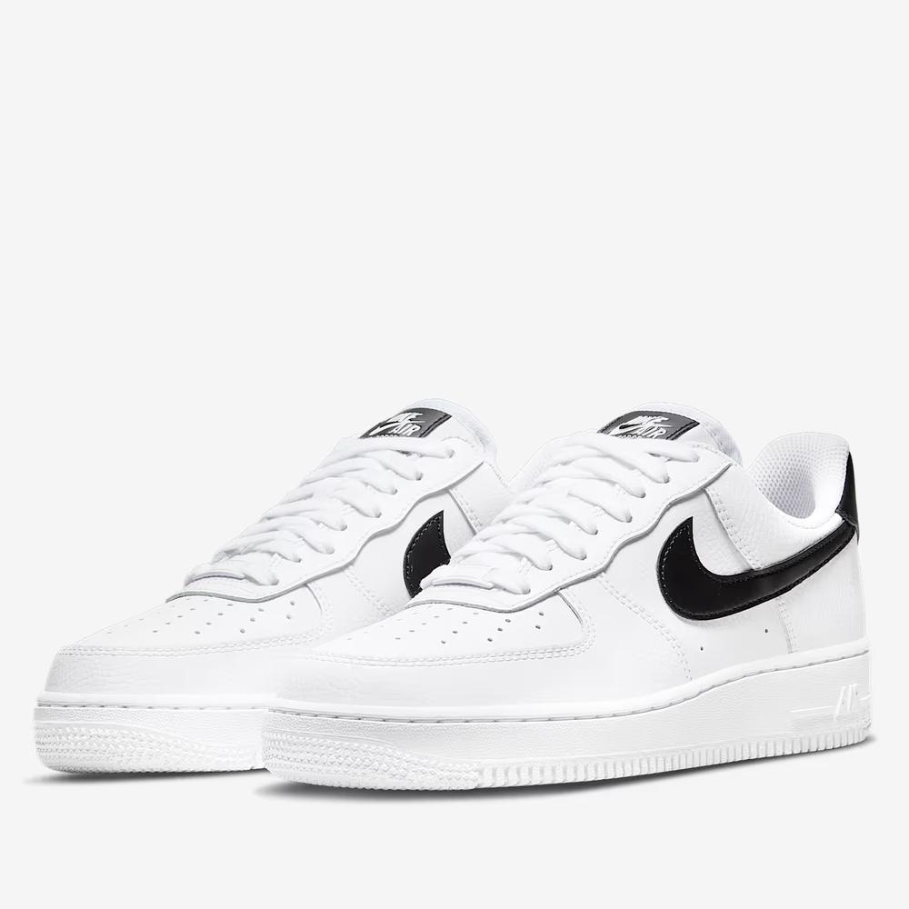 Buty damskie Nike Air Force 1 '07 DD8959-103 - białe