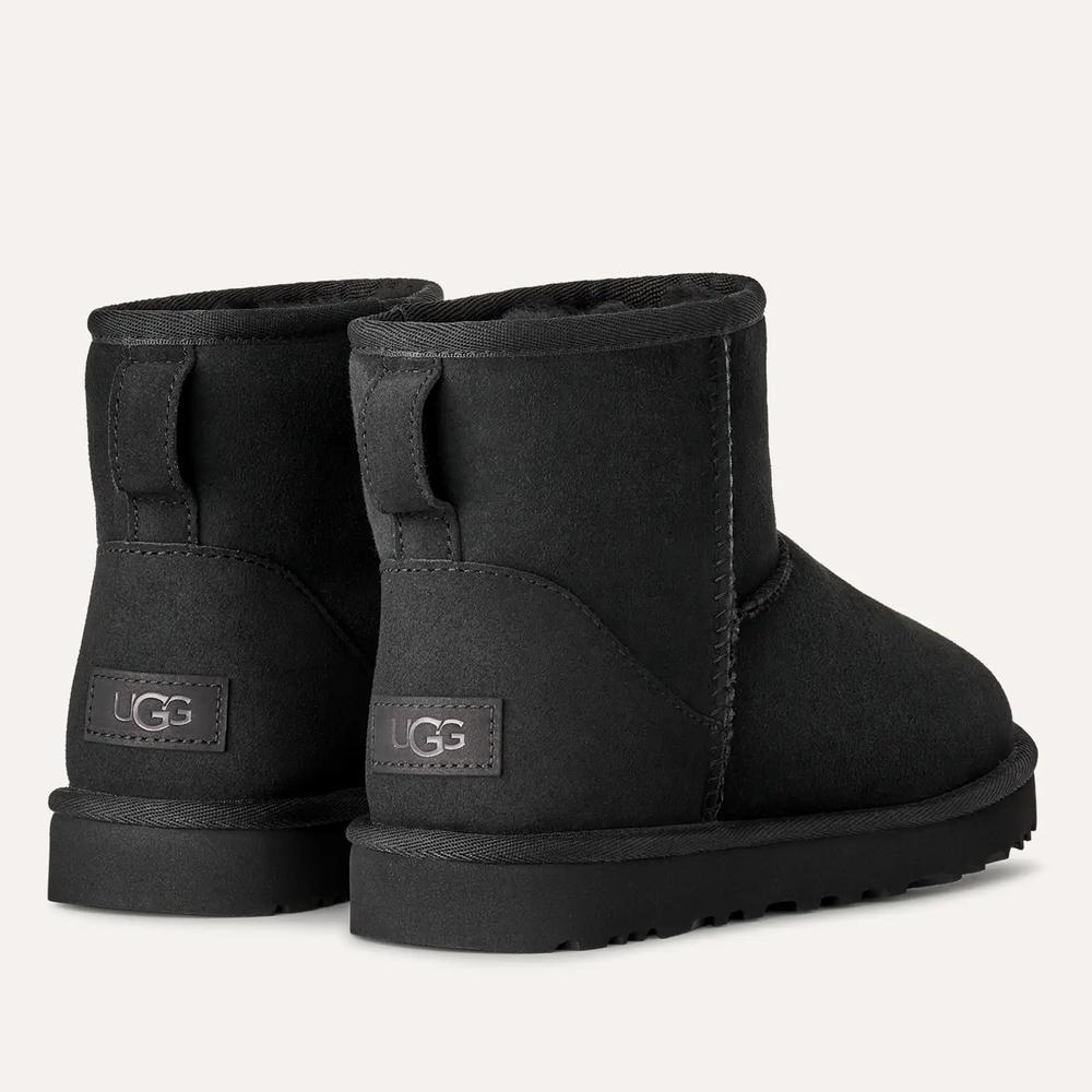 Buty damskie Ugg W Classic Mini II 1016222-BLK - czarne