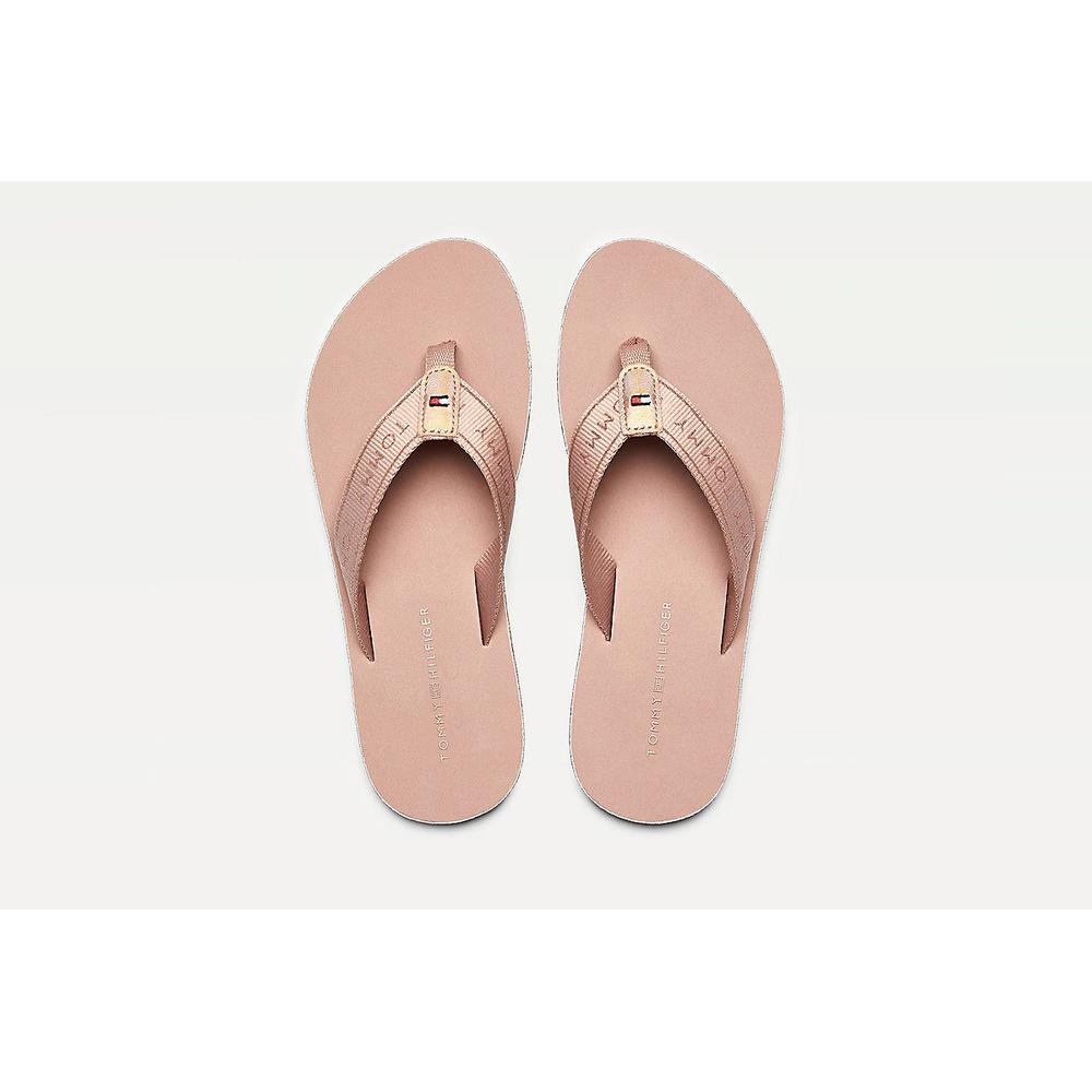 TOMMY HILFIGER GLITTER FLAT BEACH SANDAL > FW0FW04804-0JW