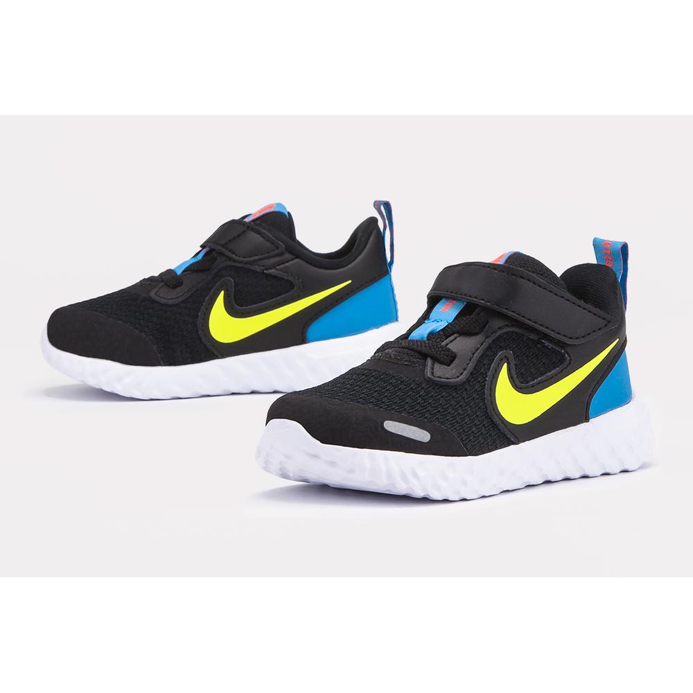 NIKE REVOLUTION 5 > BQ5673-076