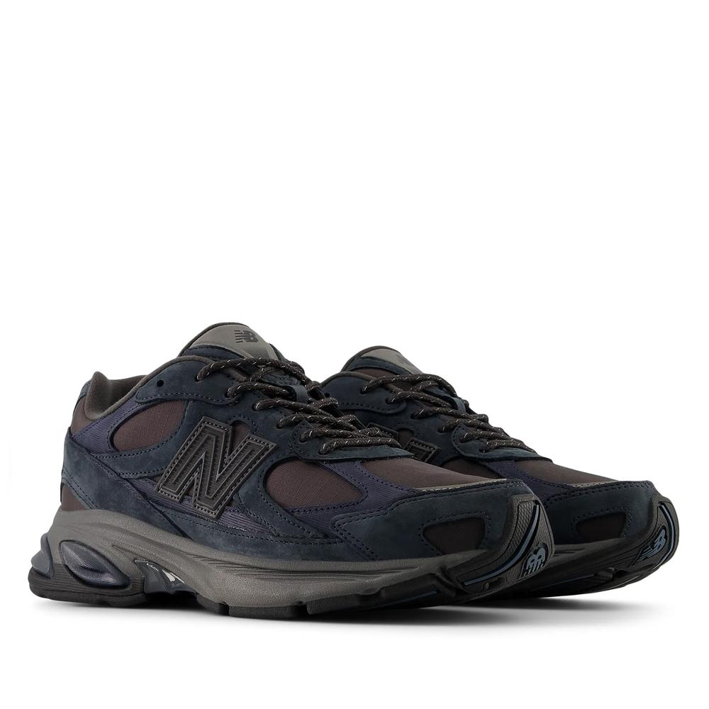 Buty unisex New Balance U201052C - czarne