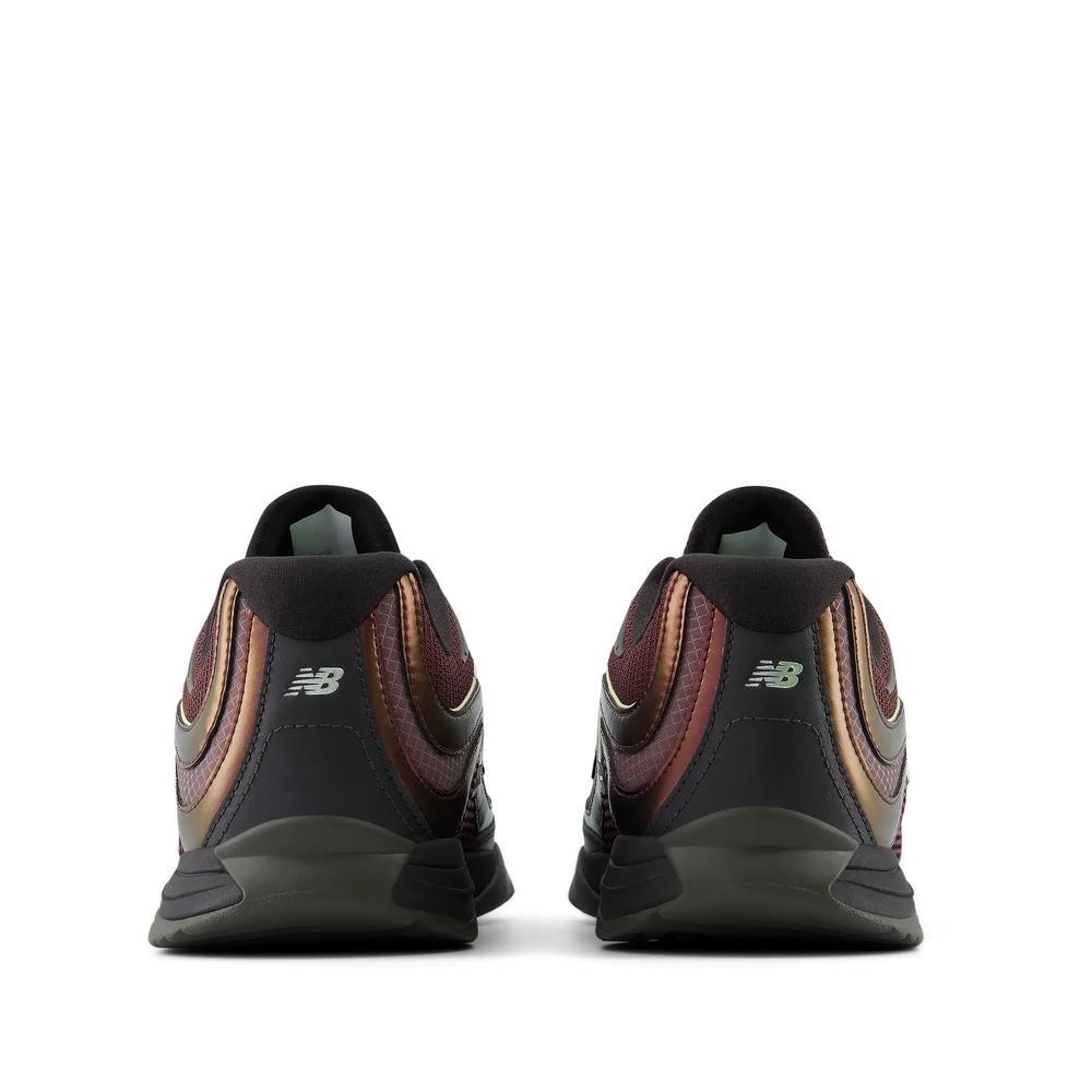 Buty unisex New Balance URC56673 - bordowe