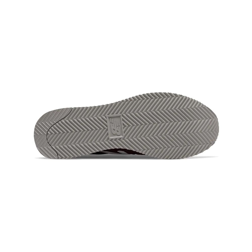 NEW BALANCE > UL720AC