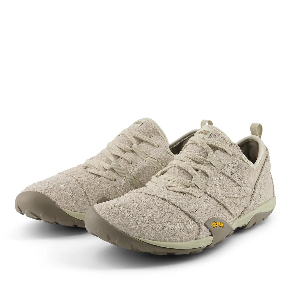 Buty unisex New Balance Minimus MT10OPS - beżowe