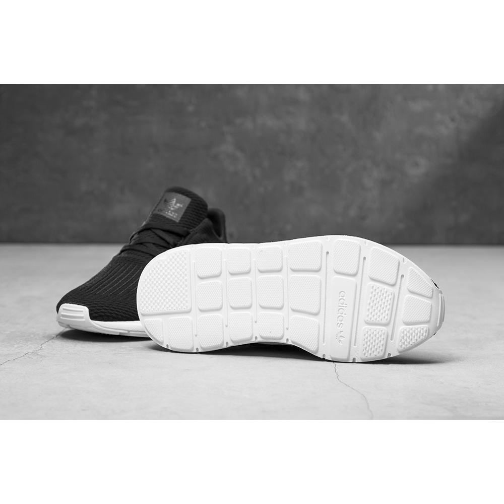 ADIDAS SWIFT RUN C > CG6921