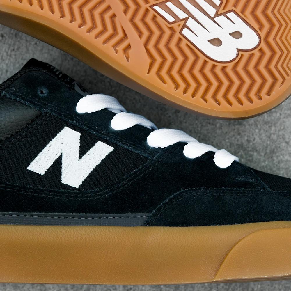 Buty unisex New Balance Numeric UN417BGC - czarne