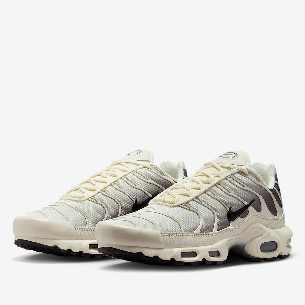 Buty męskie Nike Air Max Plus DM0032-106 - białe
